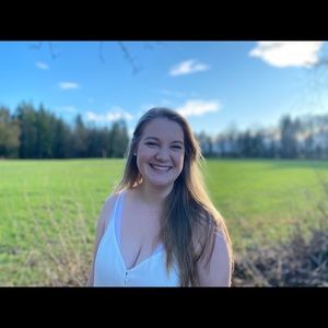 Meet your Posher, Arielle